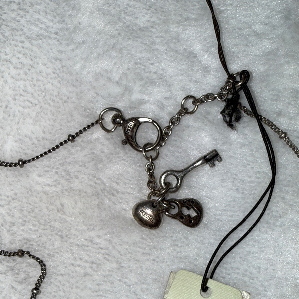 Fossil Two-Tone Interlocking Loop Necklace - - Picture 3 of 6